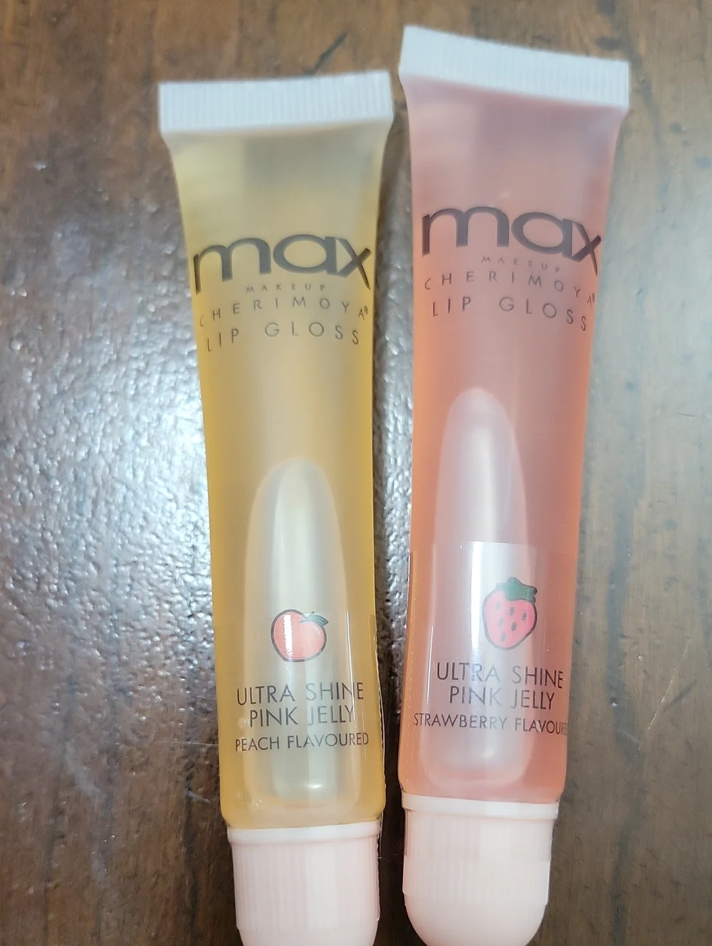 Cherimoya lip gloss Peach and strawberry
